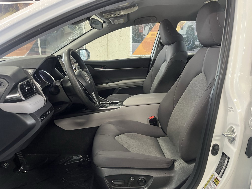 2022 Toyota Camry Image 28