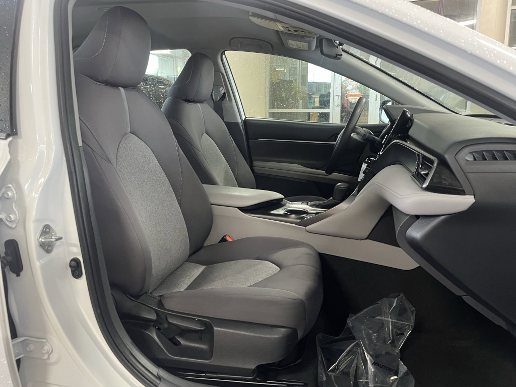 2022 Toyota Camry Image 29