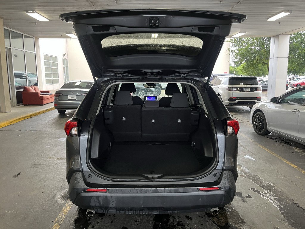 2023 Toyota Rav4 Image 11