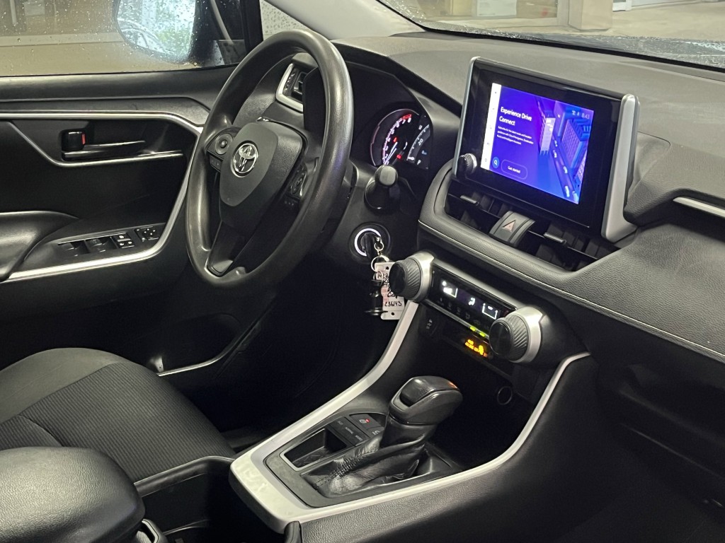 2023 Toyota Rav4 Image 15