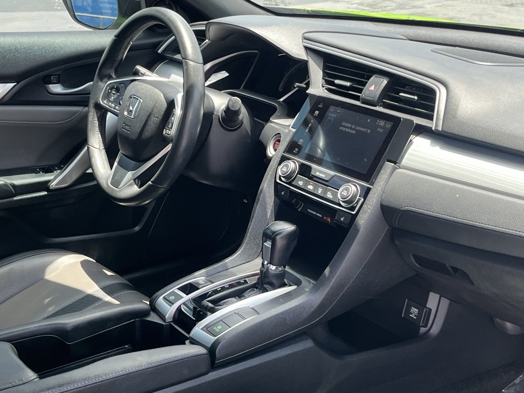 2017 Honda Civic Image 15
