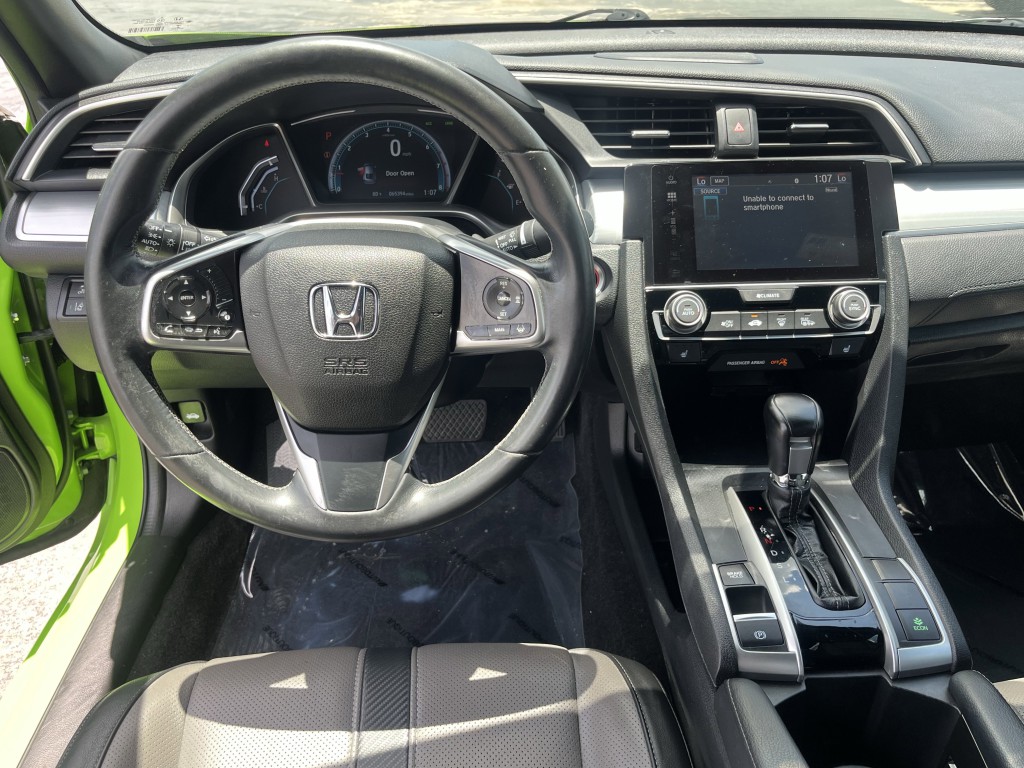 2017 Honda Civic Image 16