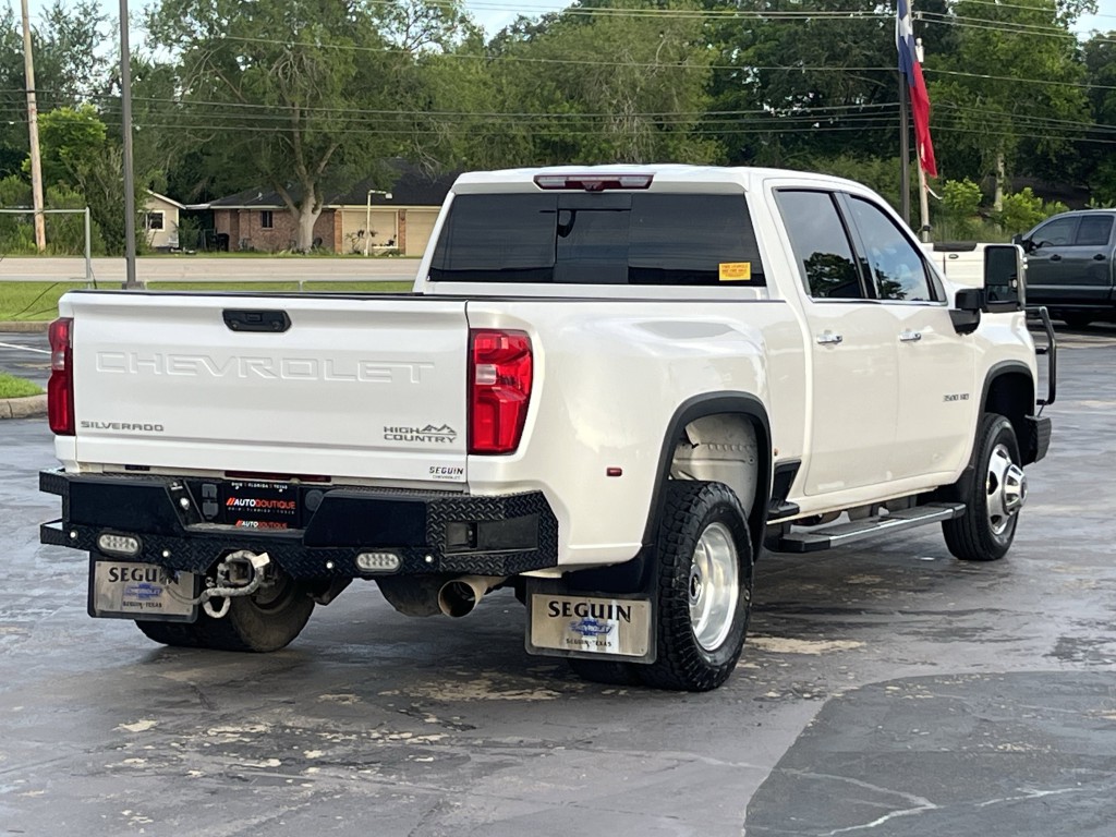 2022 Chevrolet Silverado 1500 Image 9