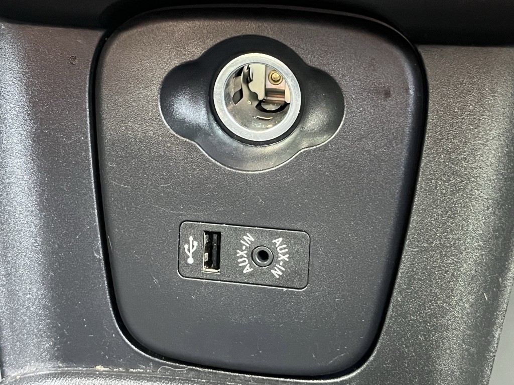 2018 MINI Cooper Image 19