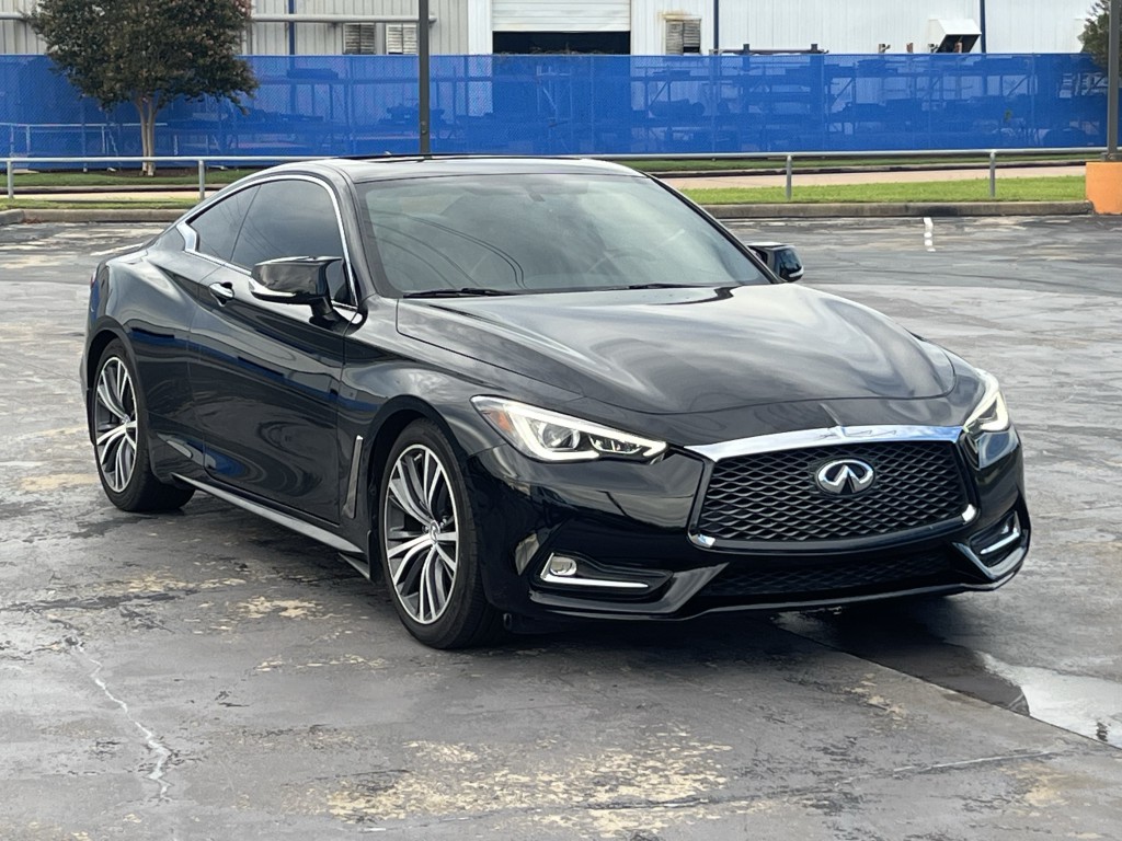 2018 INFINITI Q60 Image 5