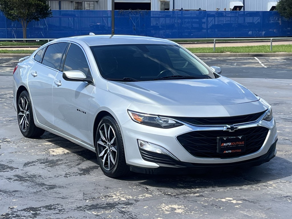 2022 Chevrolet Malibu Image 3