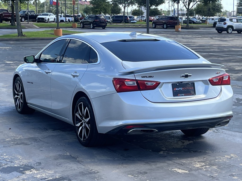 2022 Chevrolet Malibu Image 9