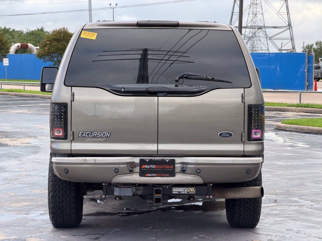 2004 Ford Excursion Image 8
