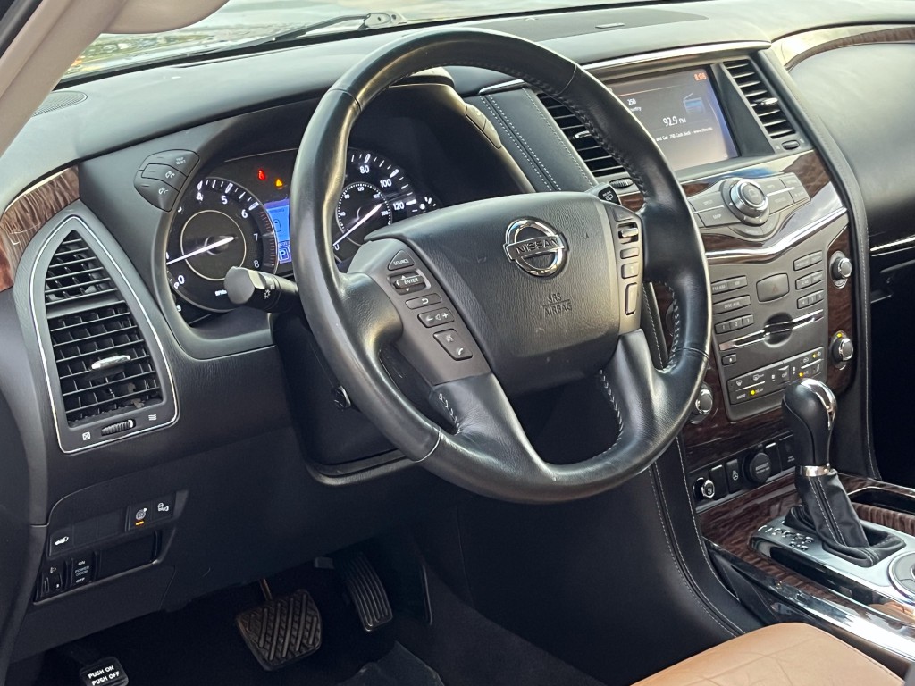 2017 Nissan Armada Image 15