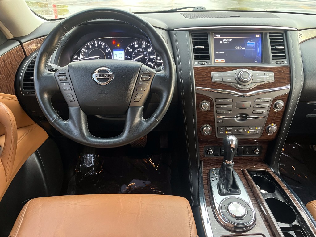 2017 Nissan Armada Image 17