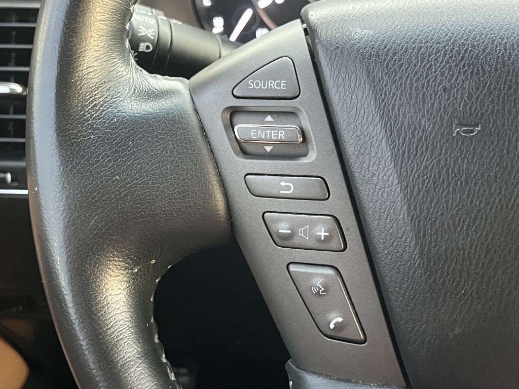 2017 Nissan Armada Image 19
