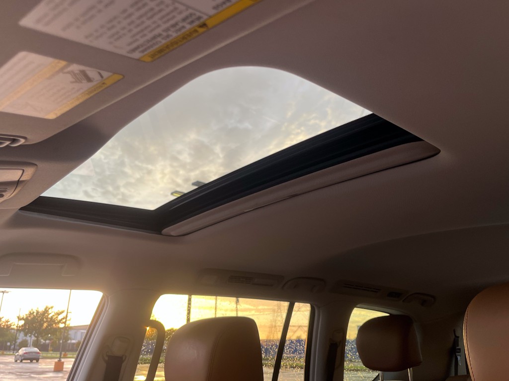 2017 Nissan Armada Image 34