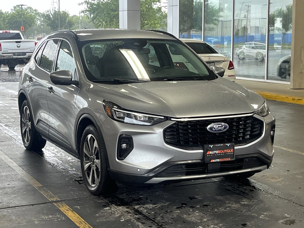2024 Ford Escape Image 3