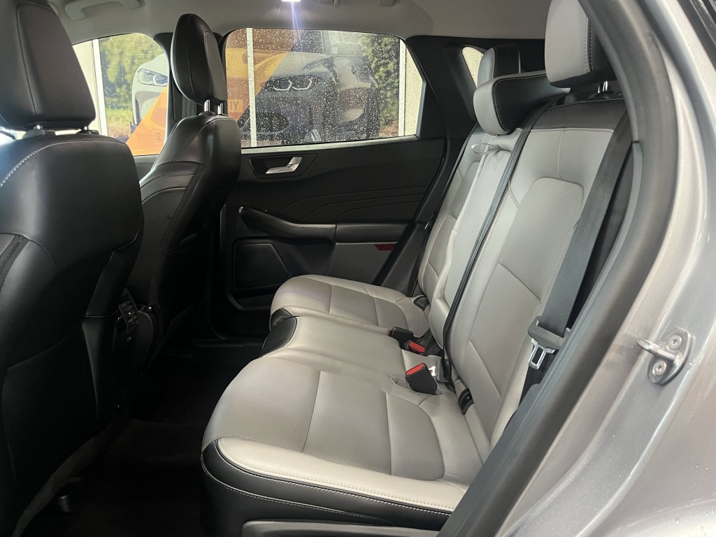 2024 Ford Escape Image 30