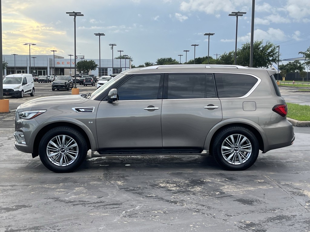 2019 INFINITI QX80 Image 10