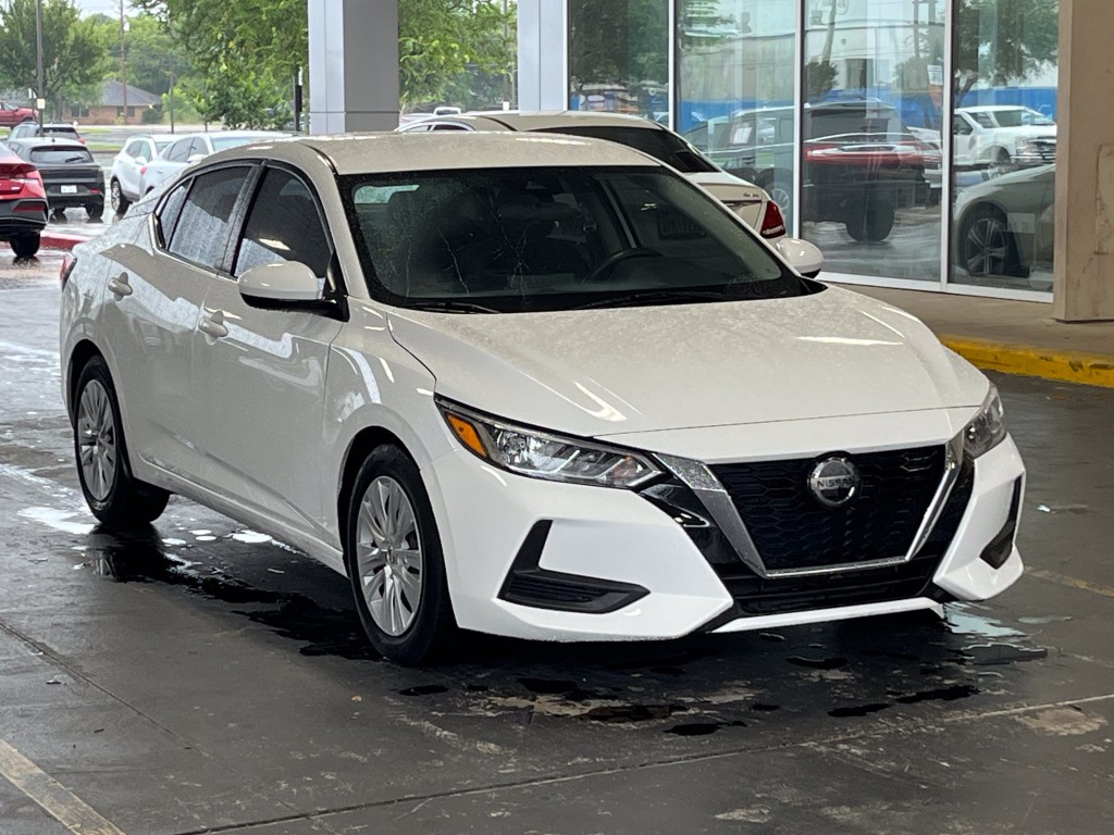 2023 Nissan Sentra Image 3