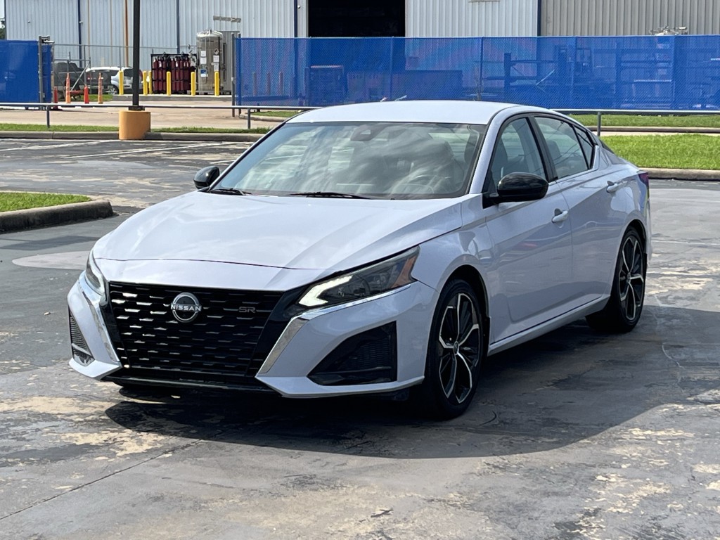 2024 Nissan Altima Image 3