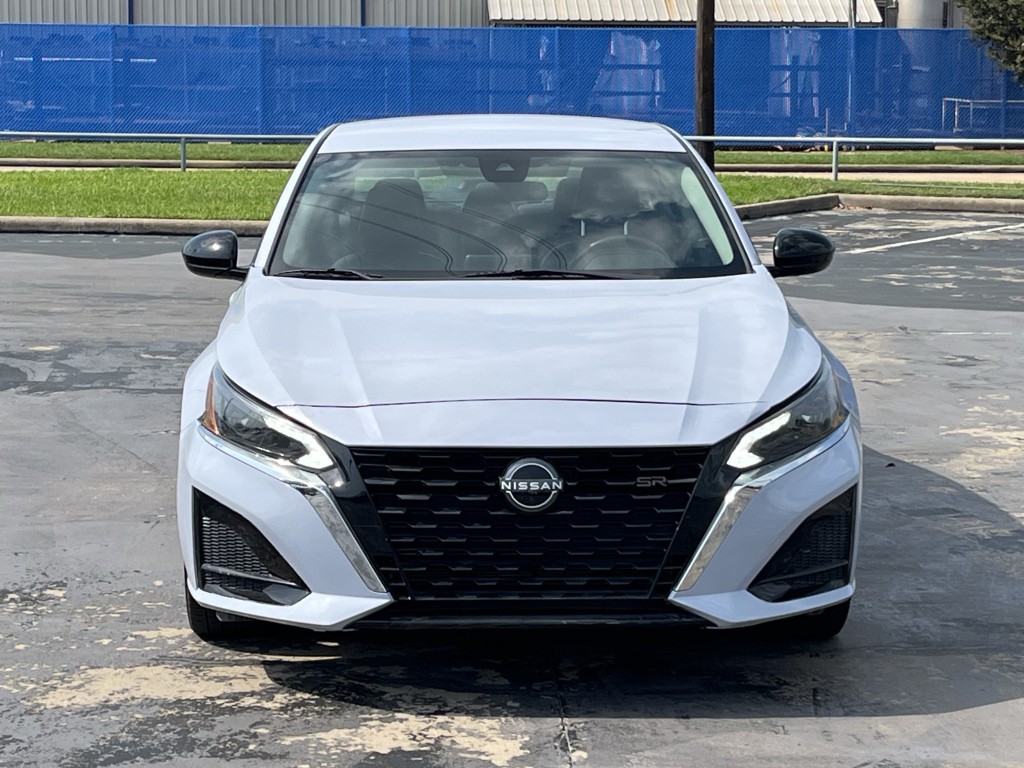 2024 Nissan Altima Image 6