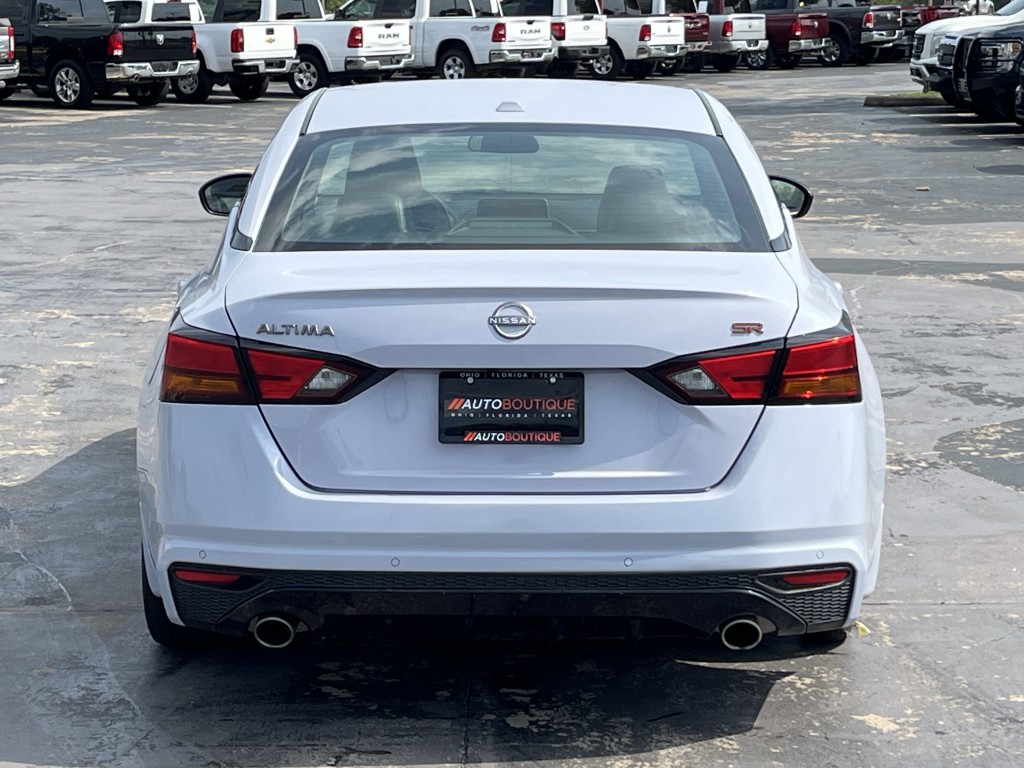 2024 Nissan Altima Image 7