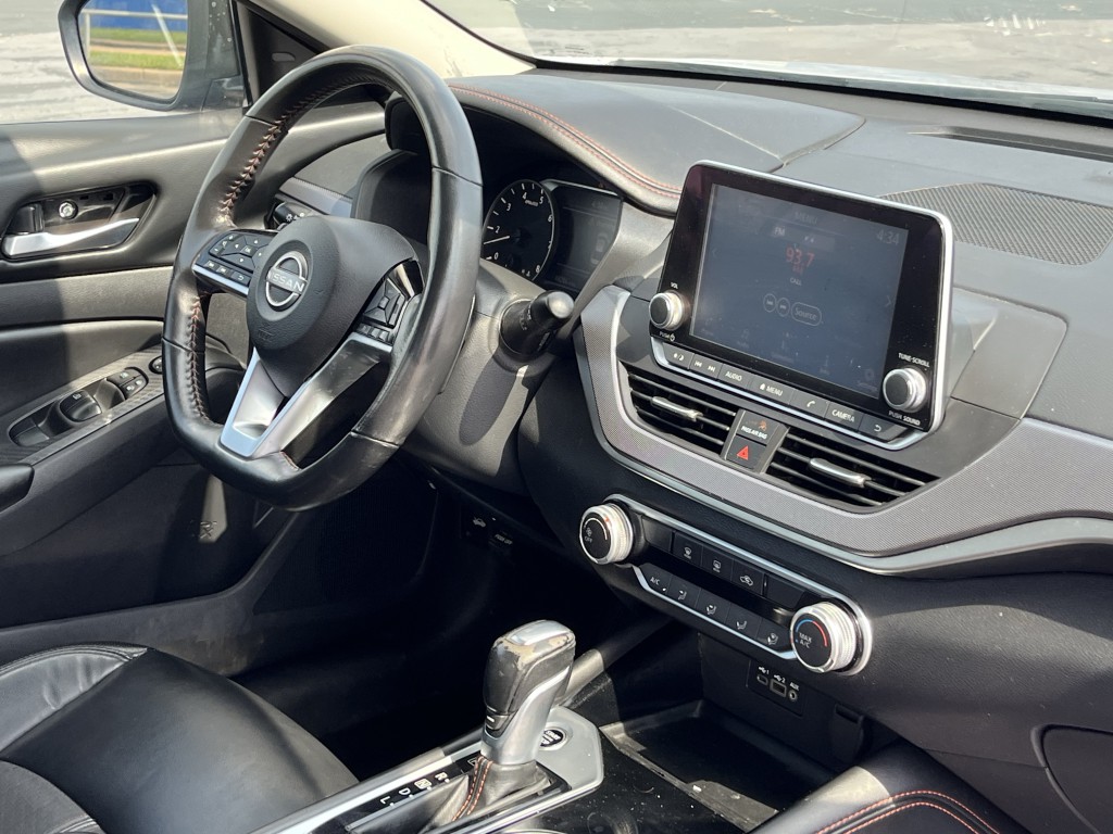 2024 Nissan Altima Image 11