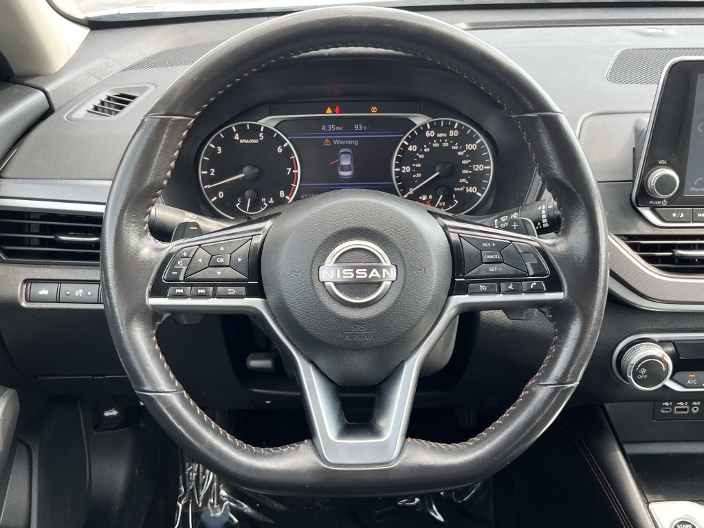 2024 Nissan Altima Image 13