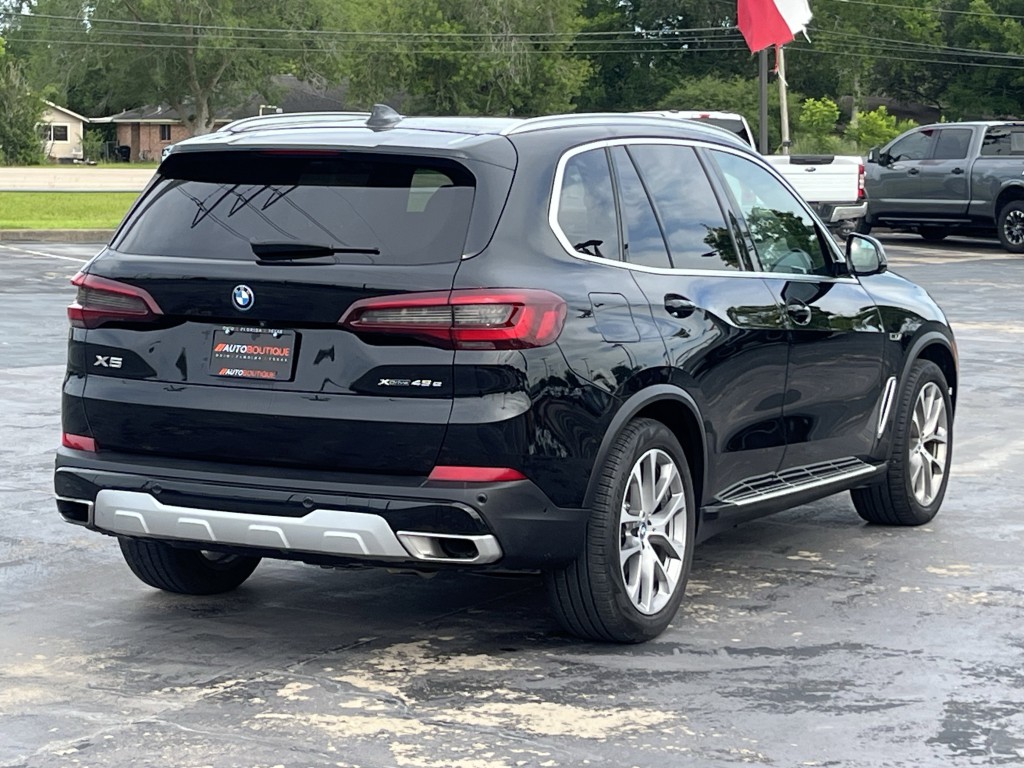 2023 BMW X5 Image 9
