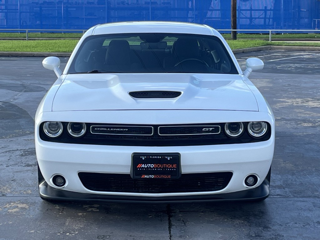 2022 Dodge Challenger Image 6