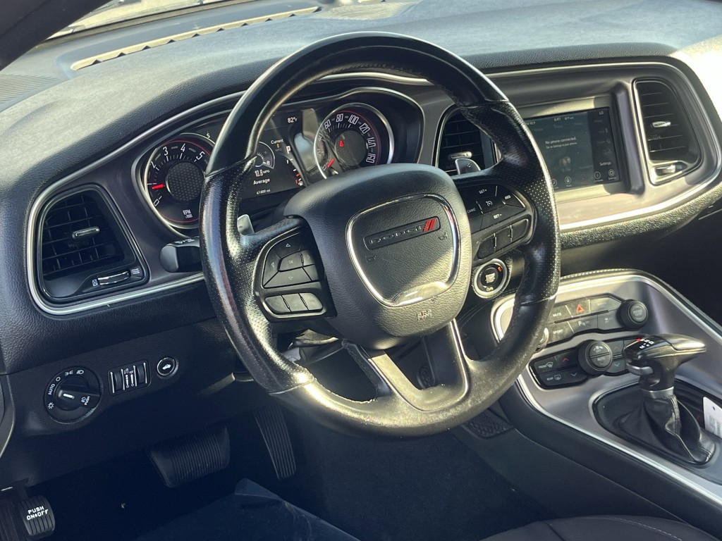 2022 Dodge Challenger Image 12