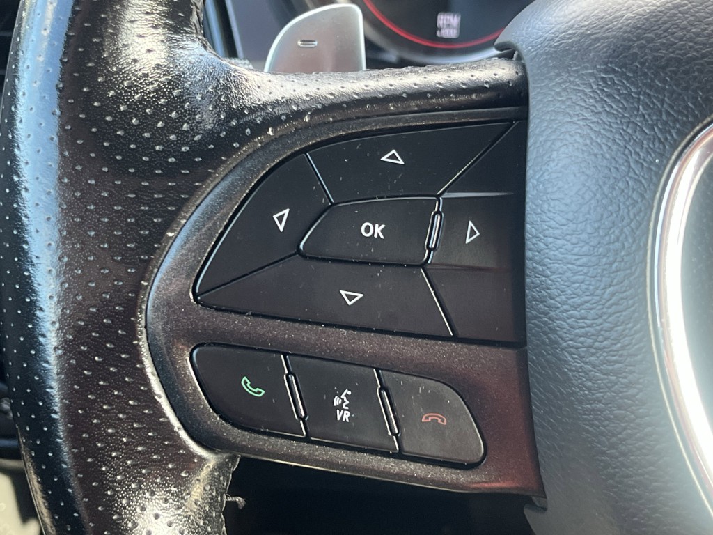 2022 Dodge Challenger Image 16