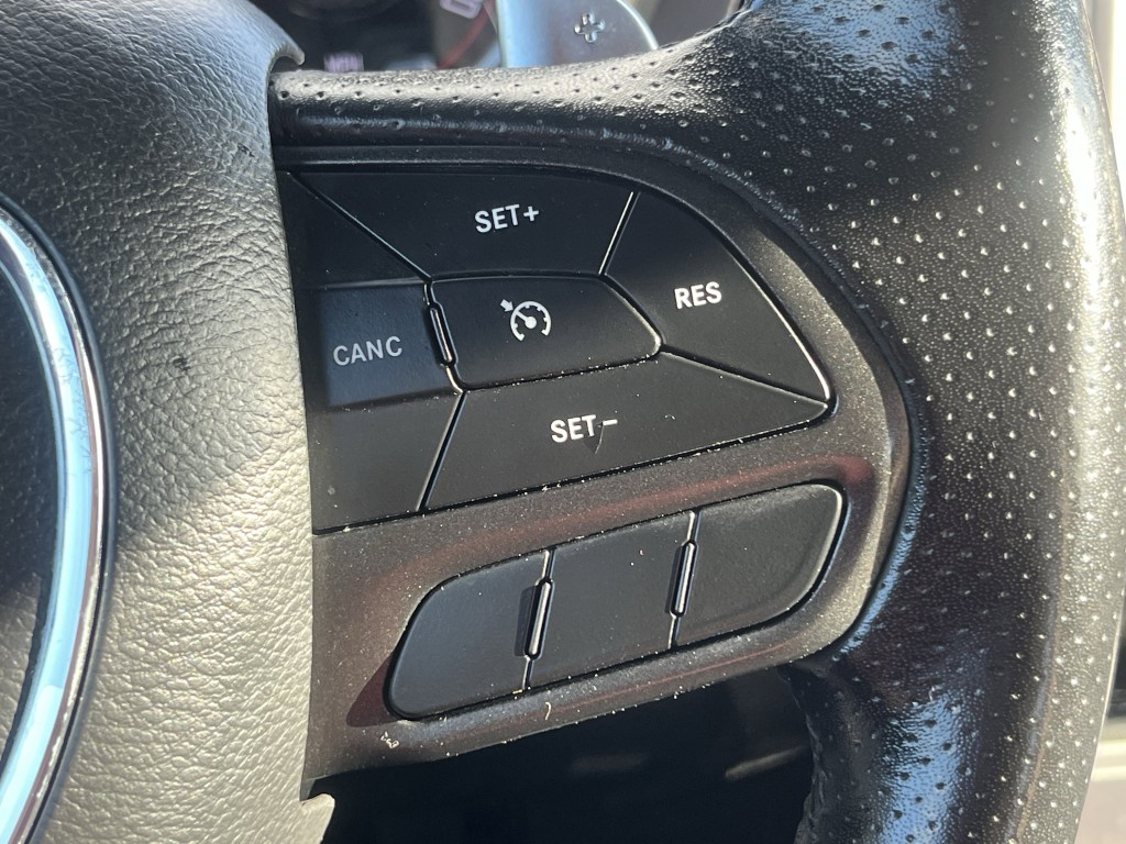 2022 Dodge Challenger Image 17