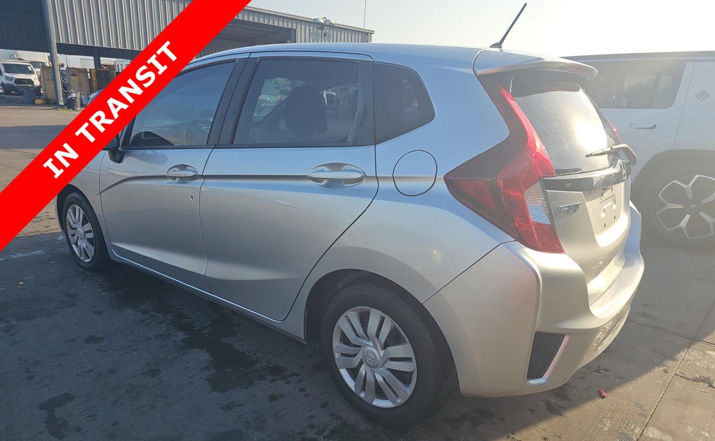 2016 Honda Fit Image 6