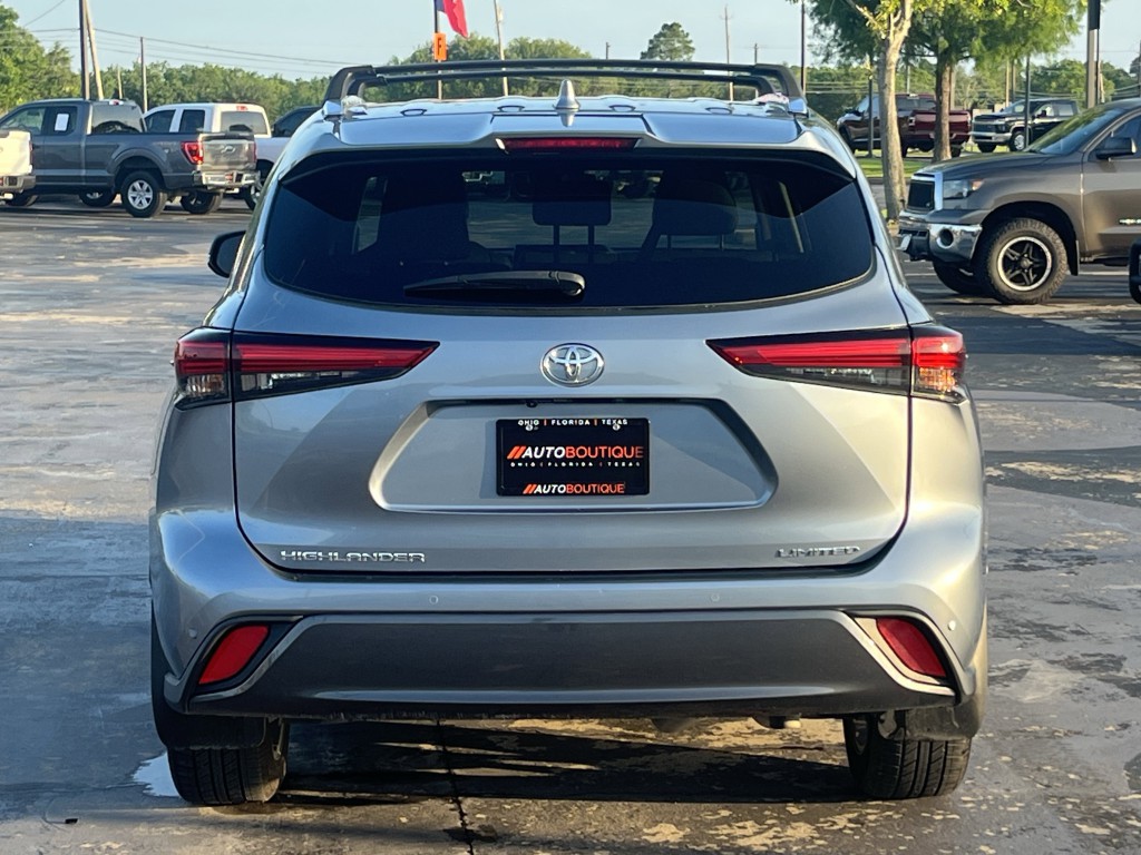 2022 Toyota Highlander Image 7
