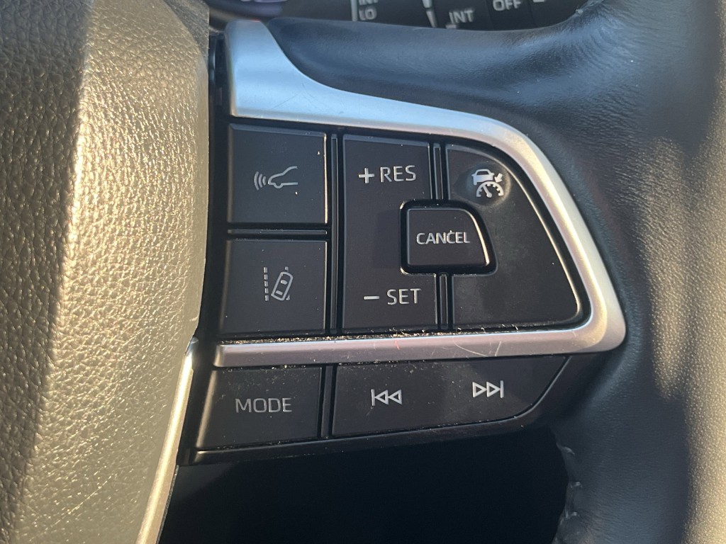 2022 Toyota Highlander Image 17