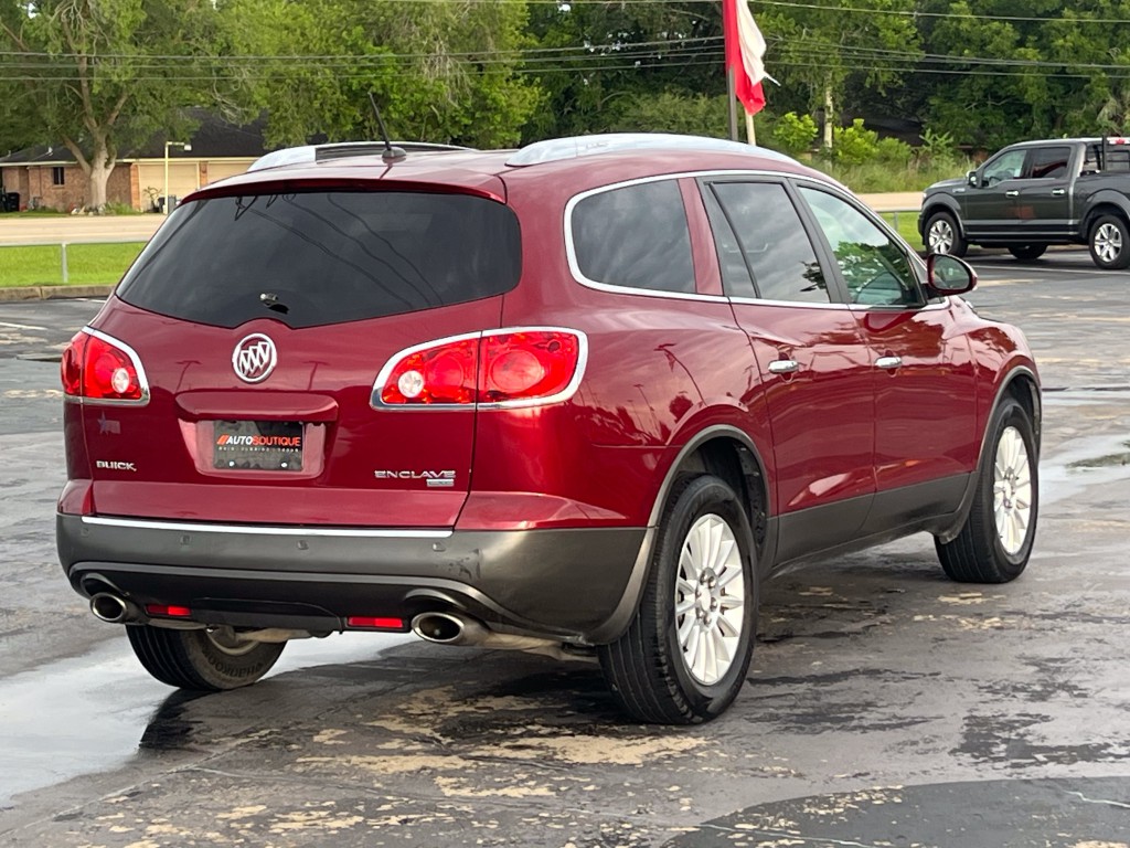 2011 Buick Enclave Image 9