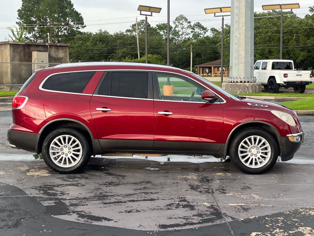 2011 Buick Enclave Image 10