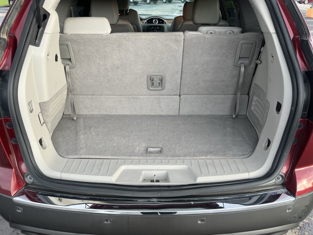 2011 Buick Enclave Image 12