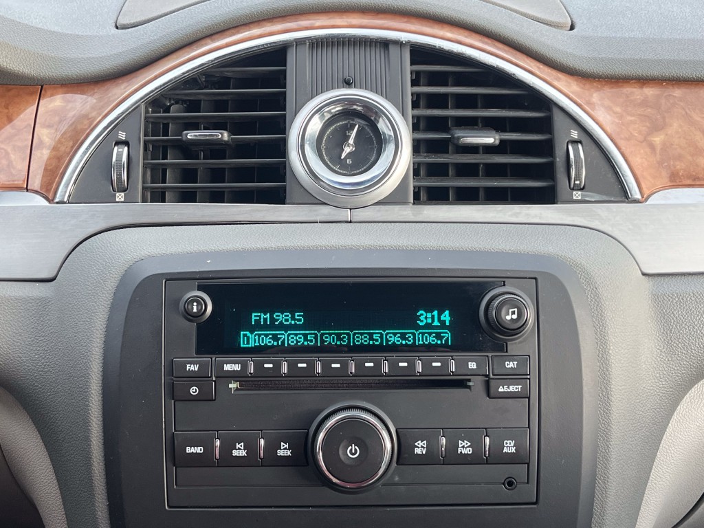 2011 Buick Enclave Image 23