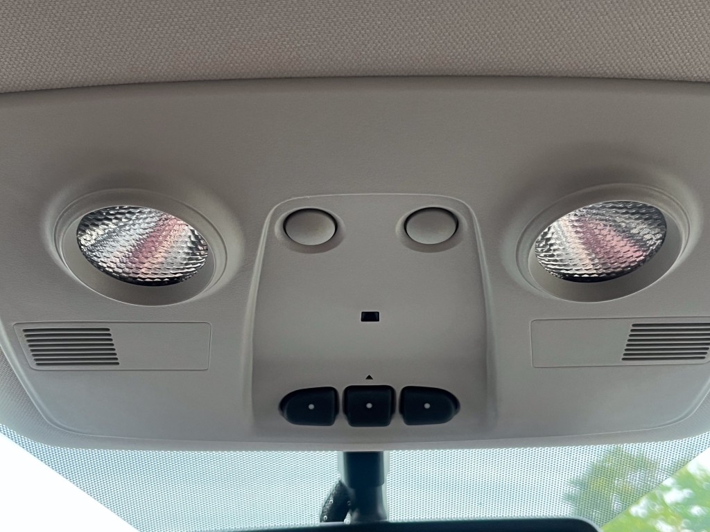 2011 Buick Enclave Image 24