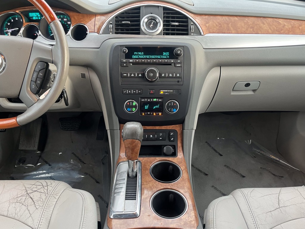 2011 Buick Enclave Image 25