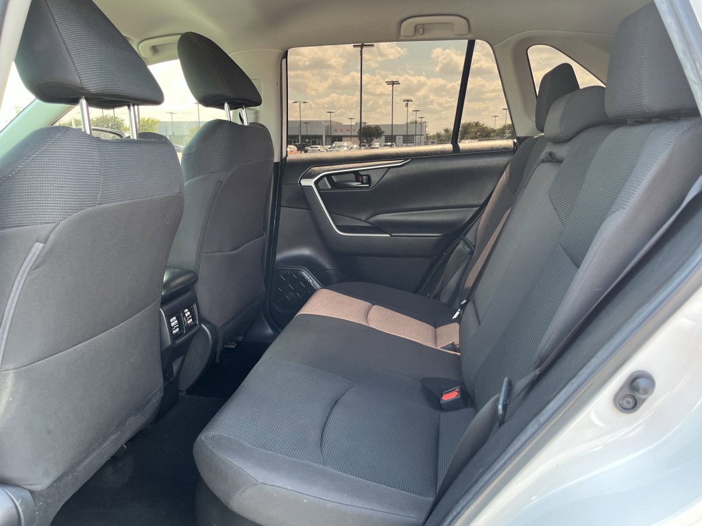 2021 Toyota Rav4 Image 29