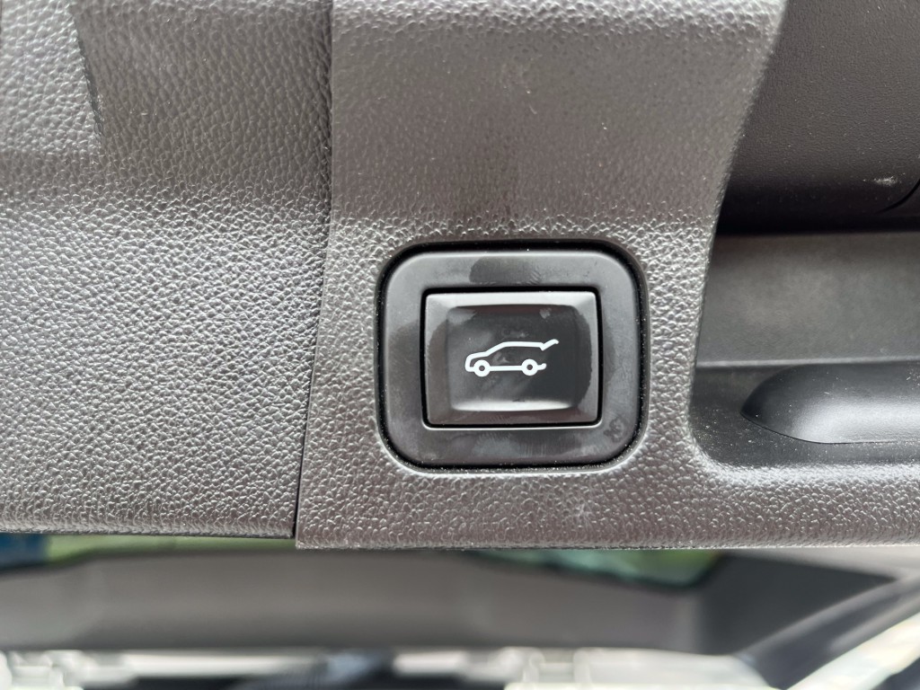 2019 GMC Acadia Image 12