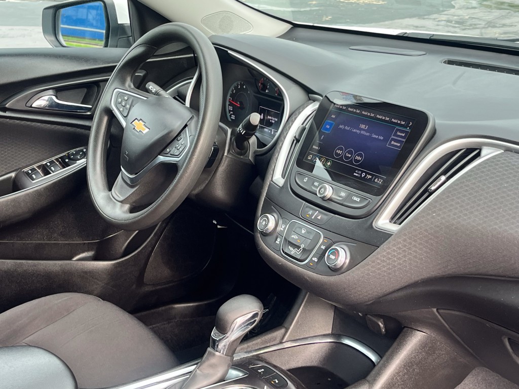 2022 Chevrolet Malibu Image 14