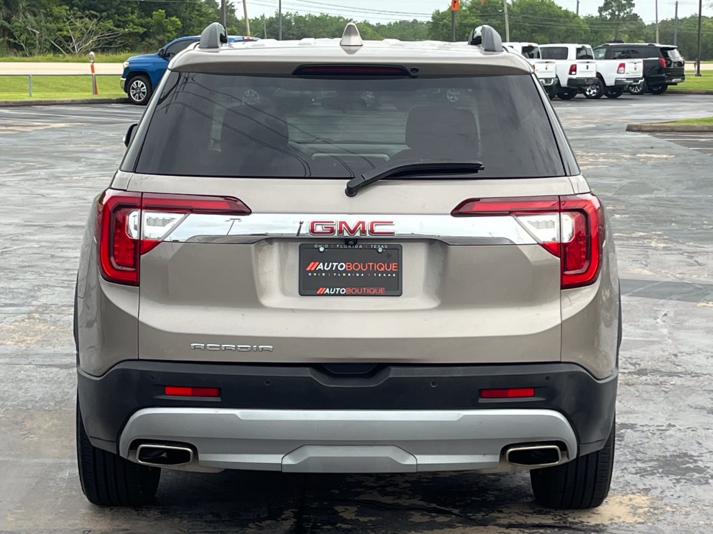 2023 GMC Acadia Image 7
