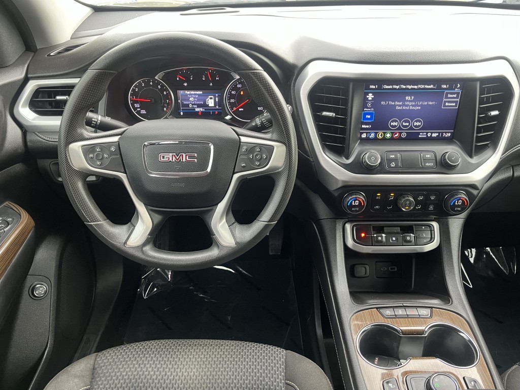 2023 GMC Acadia Image 14