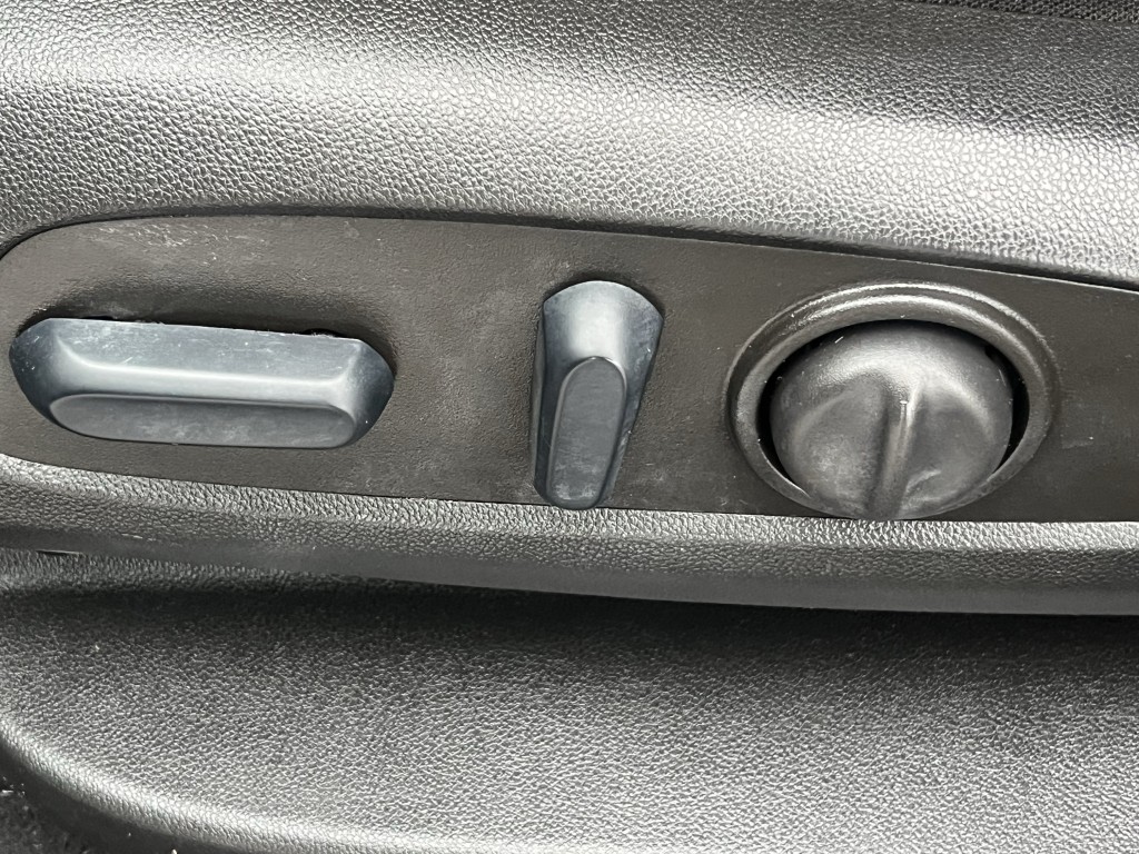 2023 GMC Acadia Image 24
