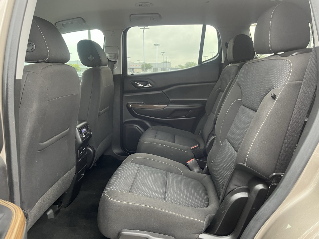 2023 GMC Acadia Image 27