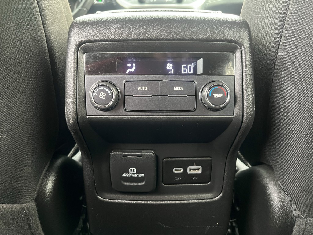 2023 GMC Acadia Image 28