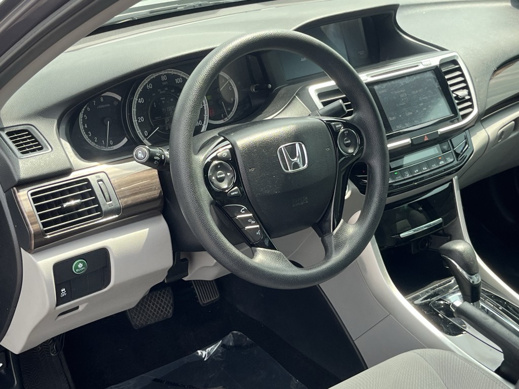 2016 Honda Accord Image 14