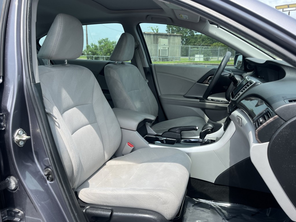 2016 Honda Accord Image 29