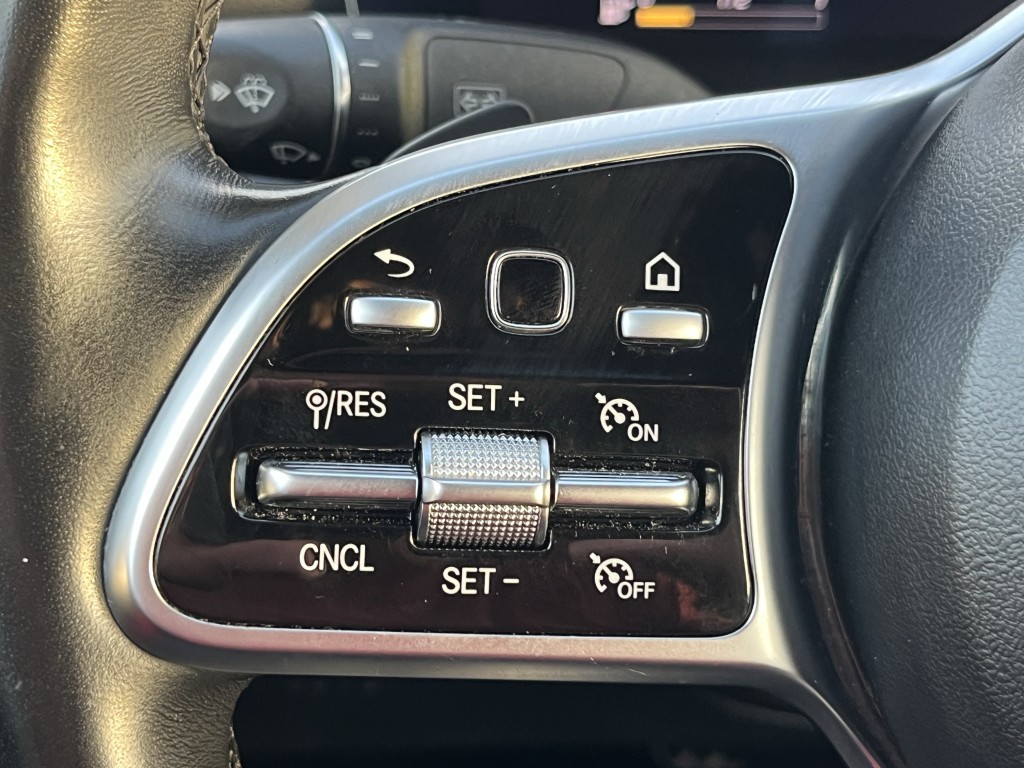 2020 Mercedes-Benz E-Class Image 21